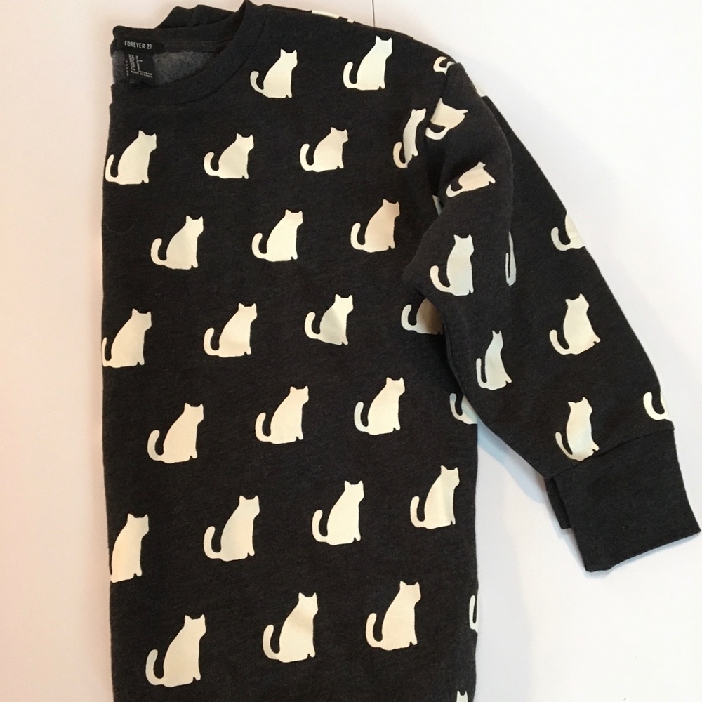 😻 Forever 21 Cat Sweater
